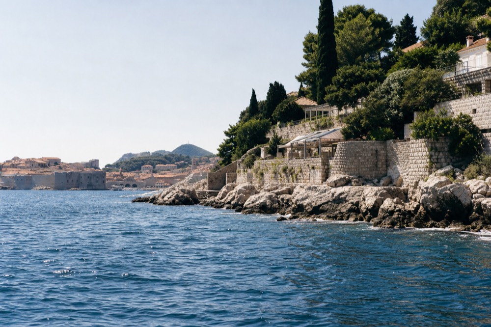 Terrace above the old town with sea views towards the harbour and island